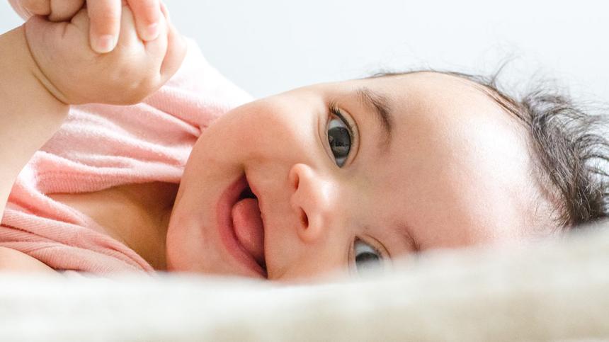 4 Monate altes Baby - Wie entwickelt es sich?