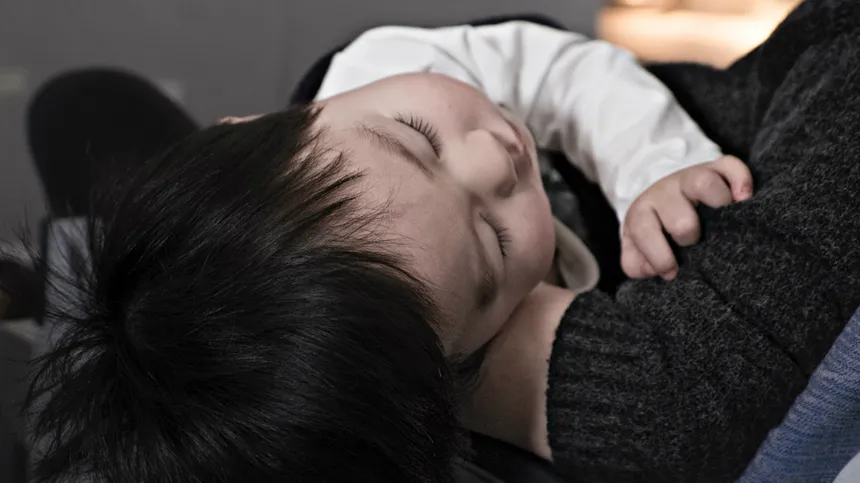 Pfeiffersches Drüsenfieber: Kind ist ganz schlapp