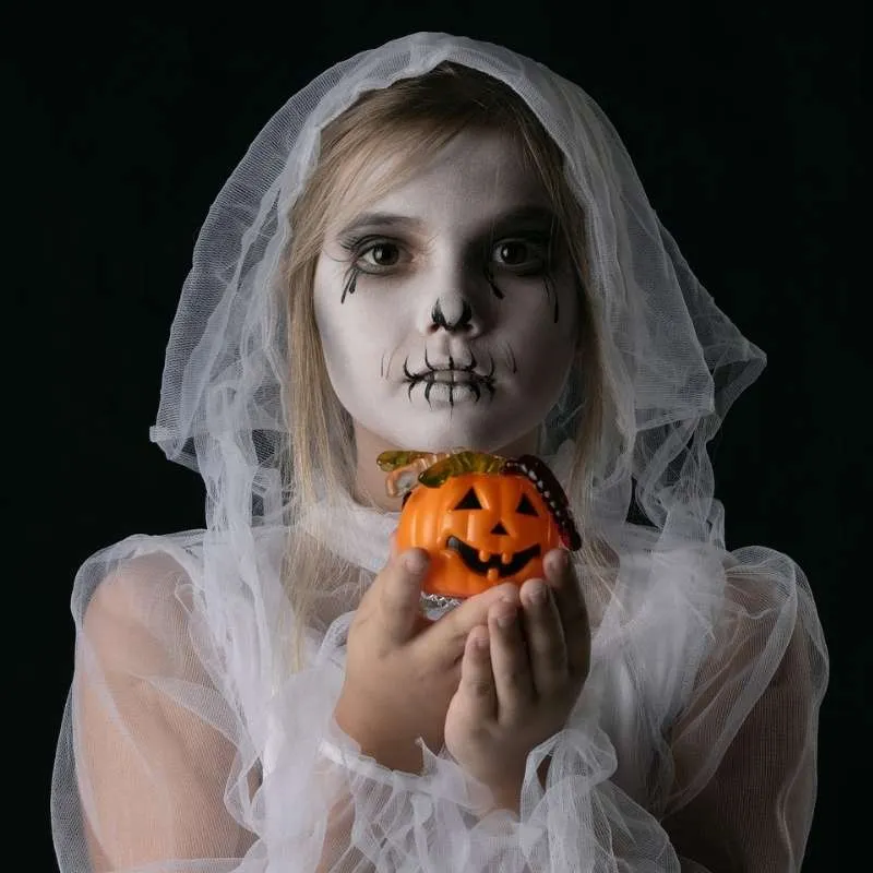 Halloween-Kostüm für Kinder: Zombie-Mädchen
