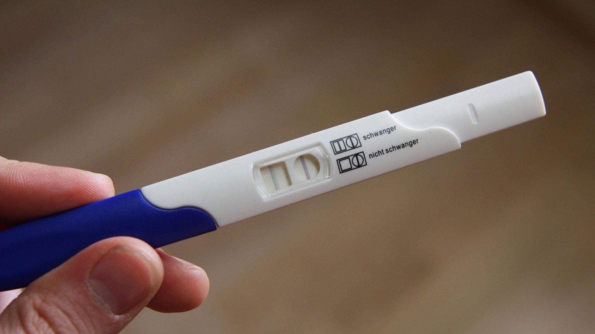 Tage überfällig schwangerschaftstest negativ 10 Periode bleibt