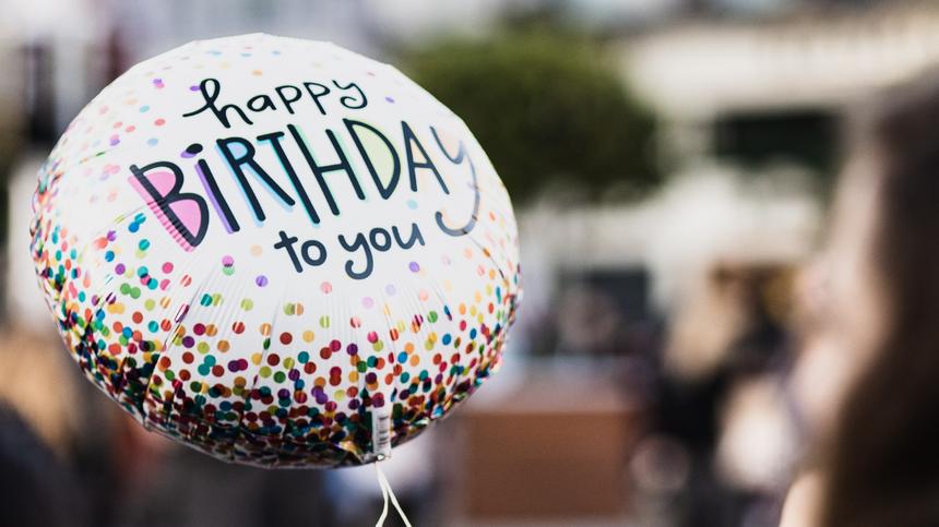 Luftballon mit dem Schriftzug: Happy Birthday