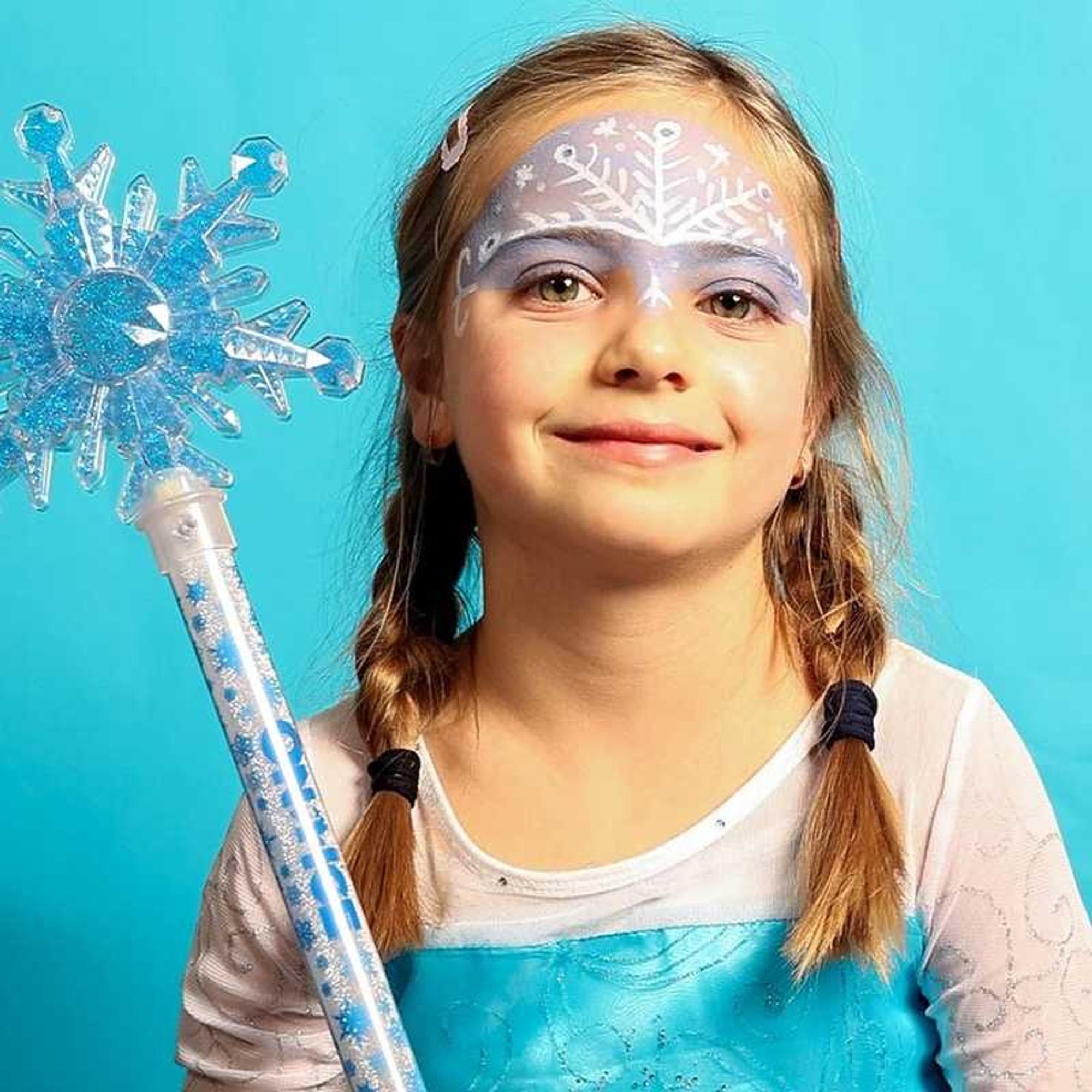 Kinder schminken als Prinzessin Elsa