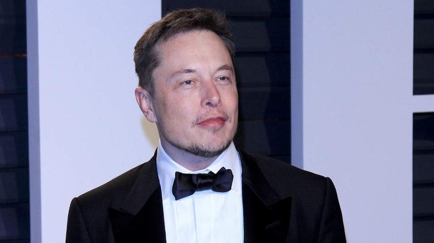 Elon Musk bei einer Premiere