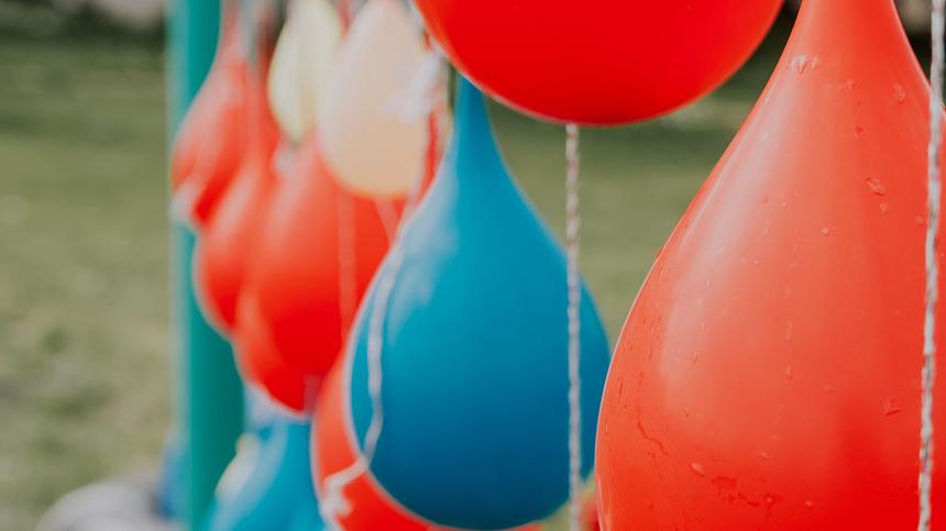 Ballons als Symbolbild für eine Eipollösung