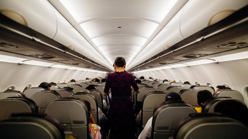 Flugbegleiterin fordert mehr Verständnis für Babys